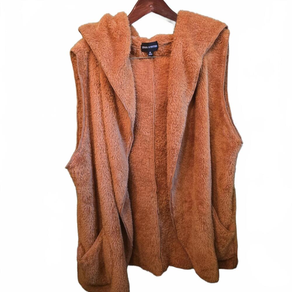Zenana Outfitters Women's 2X Hooded Faux Fur Vest in Orange